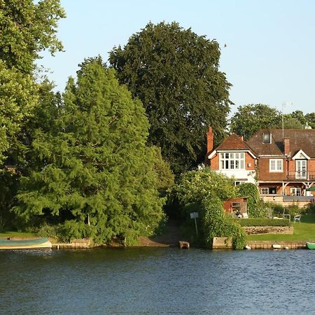 Inverloddon Bed And Breakfast, Wargrave Reading Ngoại thất bức ảnh